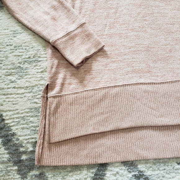 🆕️3/$30🍂Gap Turtleneck Sweater - Picture 3 of 7